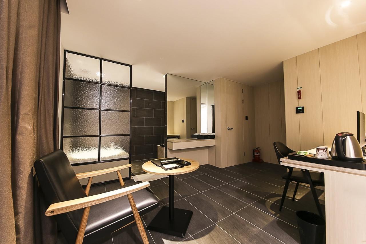 Centralperson Pyeongtaek Hotel Εξωτερικό φωτογραφία